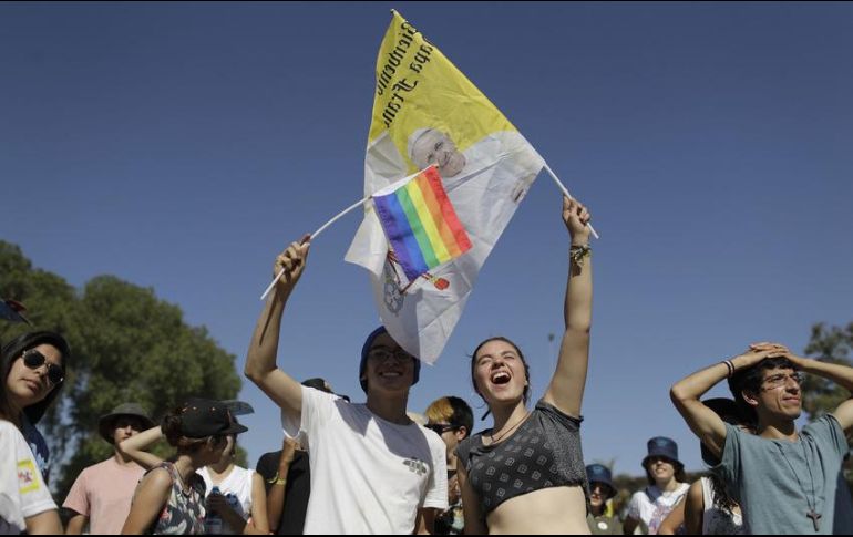 Francisco ha buscado hacer que la Iglesia sea un lugar más acogedor para los gay, y uno de sus comentarios más famosos fue hecho en 2013: 