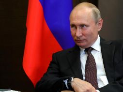 Con esta ley, el presidente ruso podrá prohibir o suspender la cooperación con un estado hostil. AP / ARCHIVO