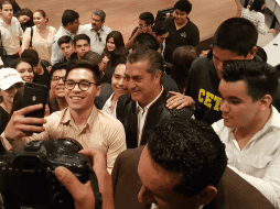 Rodríguez Calderón tuvo un diálogo con estudiantes de la Universidad CETYS, en Baja California. TWITTER / @JaimeRdzNL