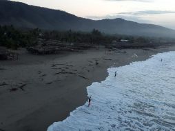 Las autoridades recomiendan a la población de los municipios costeros que atienda las medidas preventivas que la Armada de México, de Protección Civil y autoridades locales indiquen. TWITTER / @CEPCO_GobOax