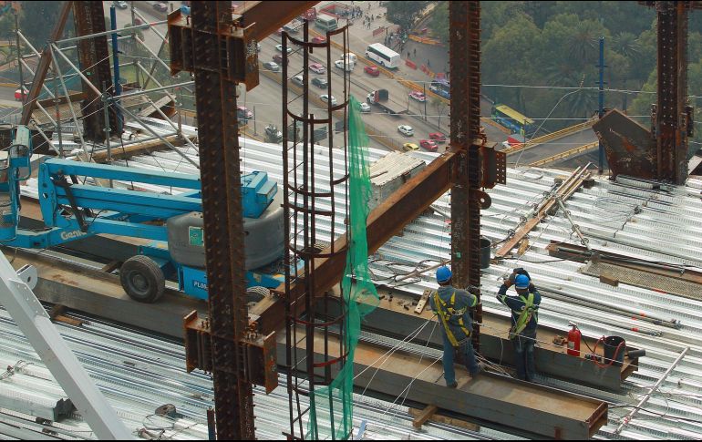 La economía mexicana, la segunda mayor de América Latina, creció 2.3% el año pasado. NOTIMEX/Archivo
