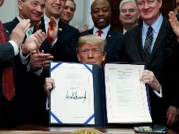 La medida es parte de la política de Trump y de los republicanos de favorecer a los empresarios y de eliminar regulaciones que, según ellos, entorpecen la creación de empleos y el crecimiento económico.