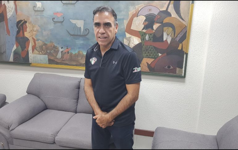 Enrique Garay, comentarista deportivo y miembro del proyecto, se dice impresionado con la metodología del proceso selectivo.  EL INFORMADOR/F. Romero