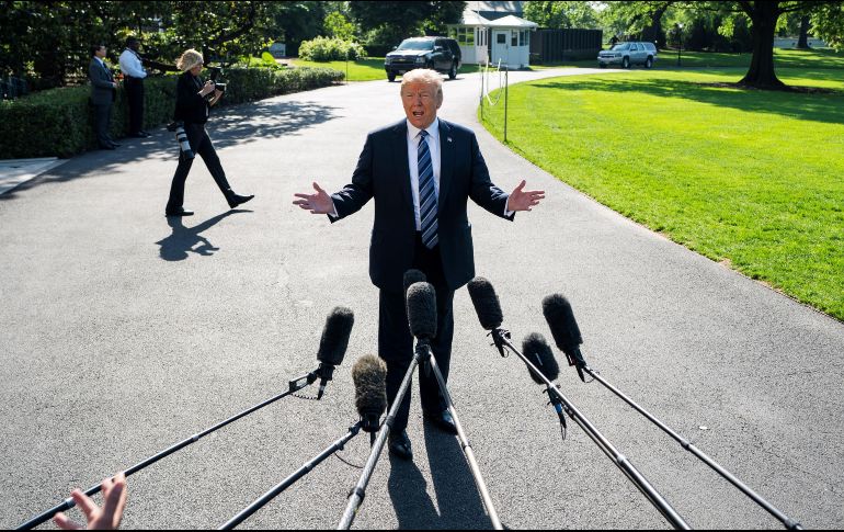 ''Estamos hablando con ellos ahora. Fue un comunicado muy amable el que sacaron. Veremos lo que ocurre'', dijo el mandatario ante los medios. EFE / J. Lo Scalzo