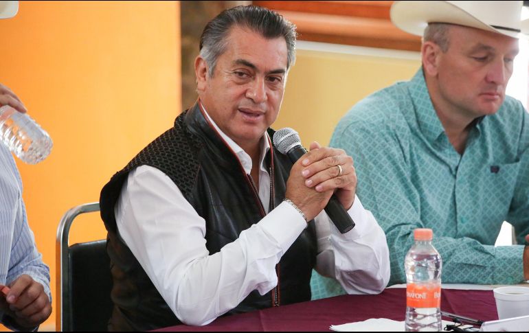 Se identificó que 439 empleados del gobierno de Nuevo León le ayudaron a recolectar firmas en sus horarios de trabajo. NTX / ARCHIVO