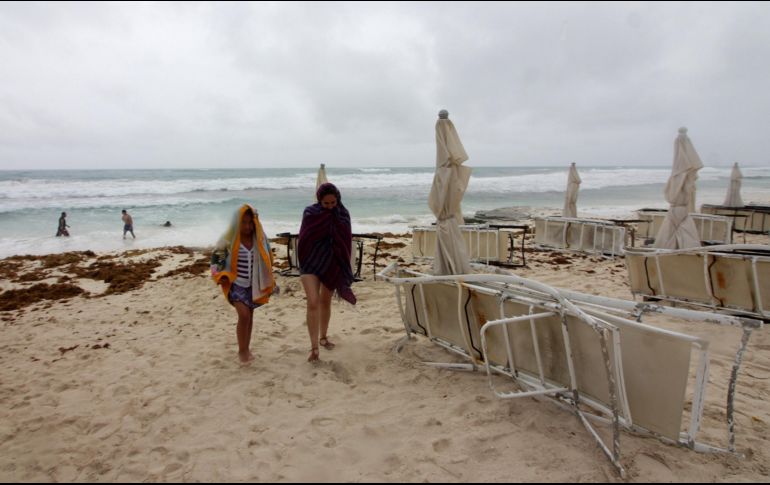 Aunque se alejará paulatinamente de costas nacionales, se espera que ''Alberto'' ocasione lluvias en Quintana Roo, Yucatán y Campeche. EFE / A. Cupul