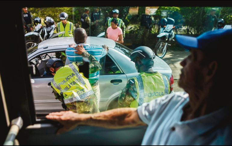 Alerta. Según la Misión de Observación Electoral, de los mil 102 municipios, sólo en 197 hay algún nivel de riesgo de seguridad. AFP