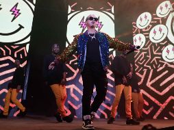 J Balvin, originario de Medellín, no necesitó grandes escenografías para contentar a los asistentes. SUN/L. Cortés