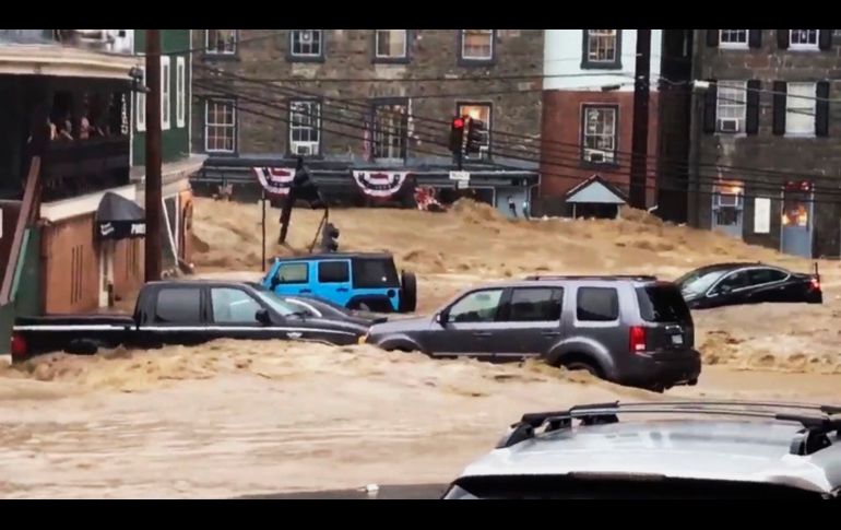 Fuertes lluvias dejan inundaciones en Ellicott City, en el estado de Maryland. AP/The Baltimore Sun/L. Solomon