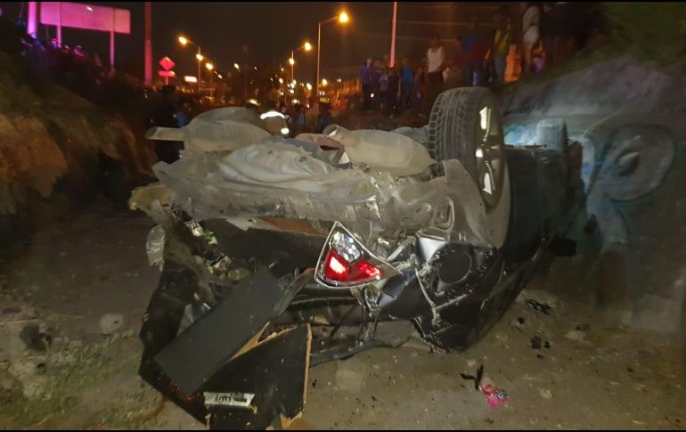 Aspecto del vehículo luego del impacto recibido. ESPECIAL / UEPCB