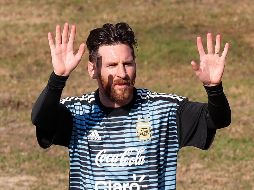 Messi confiera que cambiaría algún título de Barcelona por uno con la selección. EFE / ARCHIVO