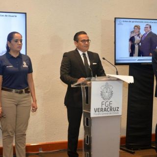 Fiscalía pide a PGR ficha roja para esposa de Javier Duarte