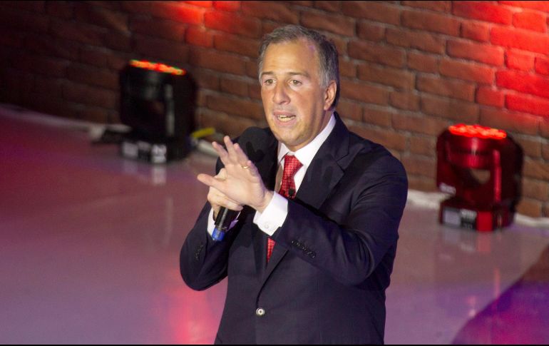Meade participó en el foro con jóvenes 