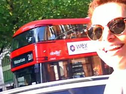 En el video de ocho minutos, donde se aprecia a Karime con pelo corto, se asegura que vive en Belgrave, uno de los barrios más exclusivos de Londres. TWITTER / @YoconYunes