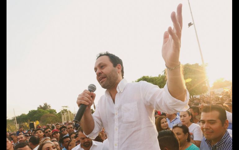 Revertir gasolinazo sería la primera lucha de Clemente Castañeda en el Senado