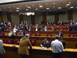 Para dar inicio a la sesión se necesita la presencia de 41 de los 80 diputados y 23 de los 45 senadores entre los opositores y oficialistas.  AFP / N. Duarte