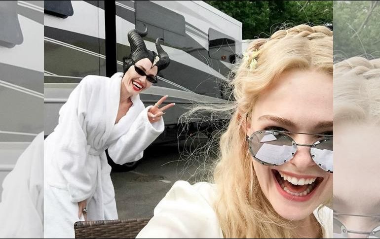 Elle Fanning publica en su cuenta de Instagram dos fotografías junto a Angelina. INSTAGRAM / ellefanning