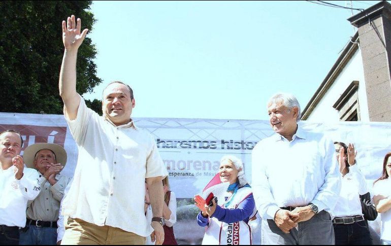 Uribe sostuvo que en el caso de que López Obrador sea presidente y Alfaro gobernador se tendrán que sentar a dialogar. TWITTER/ @AlbertoUribeC