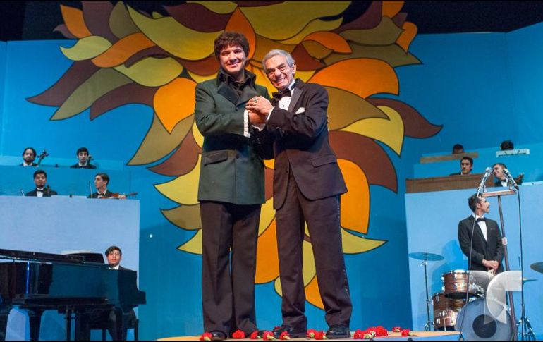 Alejandro de la Madrid, protagonista de la serie, compartió momentos con José José para su interpretación. ESPECIAL