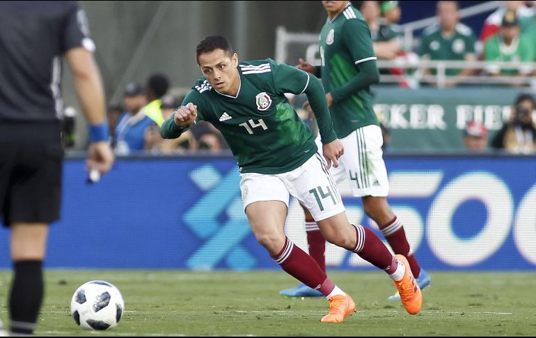 La Liga de Campeones de Europa también recordó a Hernández, el máximo anotador mexicano en esa competición. MEXSPORT/ARCHIVO