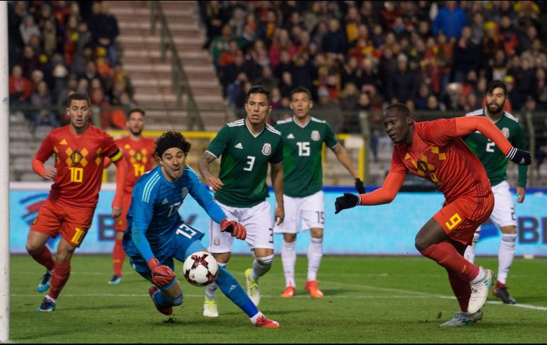 El reportaje destaca que el clembuterol ha sido la sustancia usada en escándalos de doping en el deporte, como el del ciclista Alberto Contador. MEXSPORT/ARCHIVO