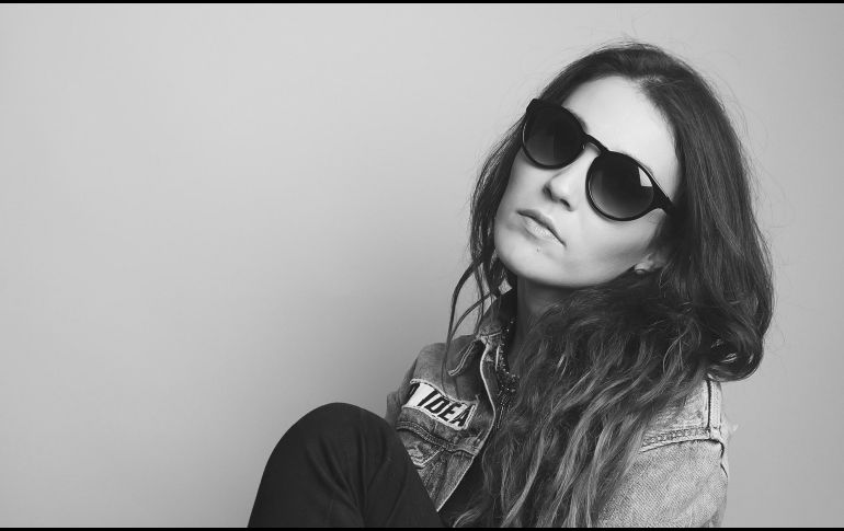 Cristina Santiagos. La intérprete se dice ilusionada con los proyectos que tiene en puerta. ESPECIAL/María Carolina Photographer