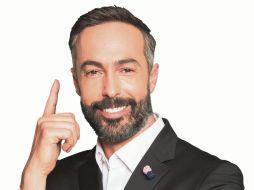 Carlos Arenas conducirá el show. ESPECIAL