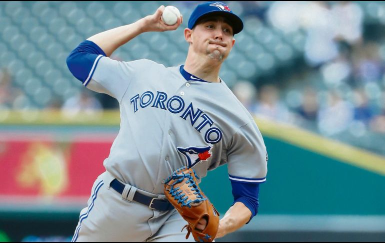 Buena salida. Aaron Sánchez lanzó seis innings aceptando dos imparables y una carrera. AFP