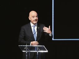 Gianni Infantino. Señala que sería injusto imponer la ampliación de 32 a 48 equipos a Qatar. EFE