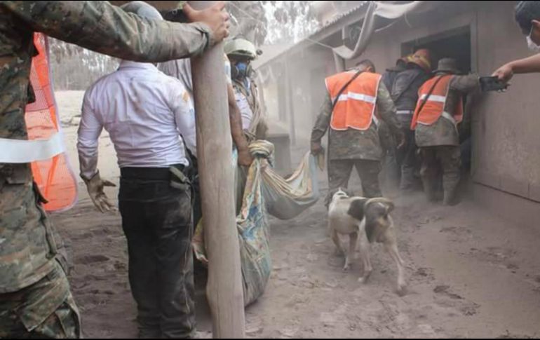 La familia fallece en San Jaime, Guatemala, tras la erupción del Volcán de Fuego el domingo pasado. FACEBOOK