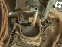 Curiosity, de la NASA, analiza las muestras de polvo de roca del suelo de Marte a bordo de uno de sus laboratorios. TWITTER / @MarsCuriosity