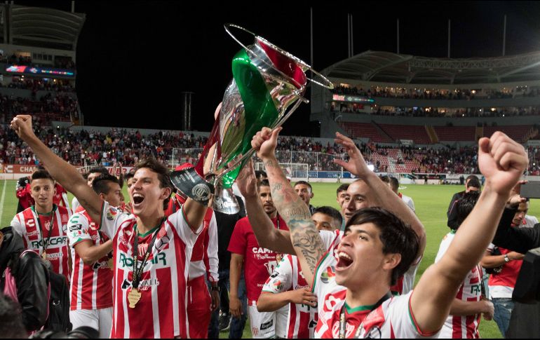 Necaxa regresó la copa que ganó hace un par de meses. La nueva edición del torneo se jugará del 24 de julio al 31 de octubre. MEXSPORT/A. Juárez