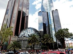 El mercado accionario local opera en volumen de 80.2 millones de títulos, por un importe económico de 134.6 millones de pesos. NTX / ARCHIVO