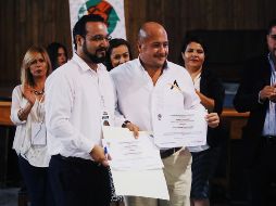 Al participar en un diálogo con integrantes de la fundación 