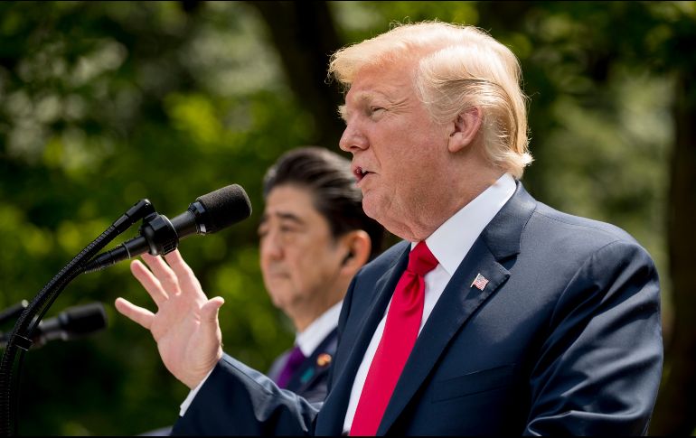 Trump se reunió con el primer ministro de Japón, Shinzo Abe, de cara a la cumbre con Corea del Norte. AP / A. Harnik