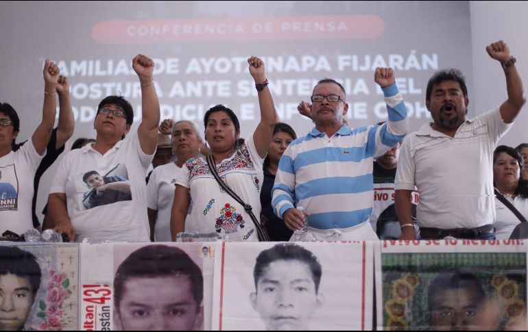 Los padres perdieron la confianza en el gobierno, porque 
