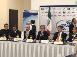 Del Toro asistió a la Asamblea del Consejo Mexicano de Comercio Exterior de Occidente (Comce), donde destacó la apertura y relación con dicho consejo. ESPECIAL / MC Jalisco