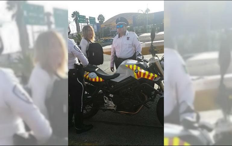 La dependencia resalta que en dicho audiovisual sólo se exhibe la última parte del procedimiento y se omite la imagen donde la denunciante se niega a seguir el protocolo cuando un vehículo motor es detenido. ESPECIAL