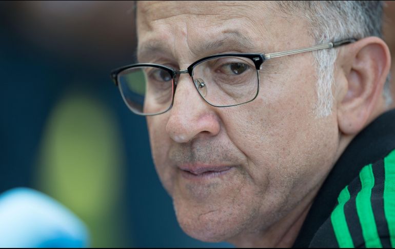 ''Sabía de la reunión, sabía lo que iban a hacer. Llevábamos 19 días concentrados y pensamos quedarnos 25 ó 30 más. Ellos pidieron su tiempo libre y se los concedió'', señaló. MEXSPORT / D. Leah