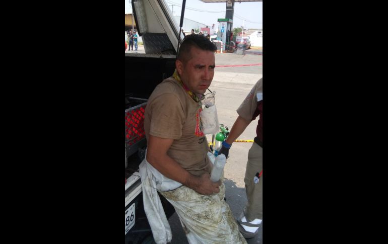 El niño fue localizado poco después de las cuatro de la tarde a unos 500 metros de donde había caído al registro. ESPECIAL/ Bomberos de Tlquepaque