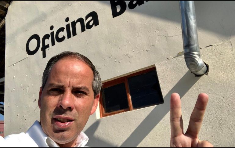 El candidato a diputado federal por el PRI presumía resultados en varios rubros, principalmente en materia de seguridad. TWITTER / @PURONJOHNSTON