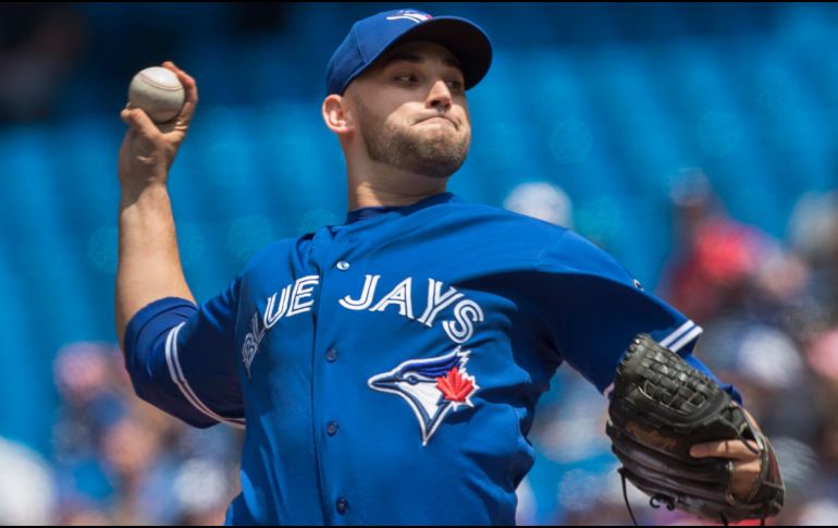 Estrada rompió una racha personal de ocho partidos sin conocer las mieles del triunfo. AP/F. Thornhill