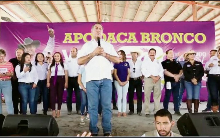 Paz. El candidato independiente estuvo en diversos municipios del Norte y Noroeste con seguidores. ESPECIAL