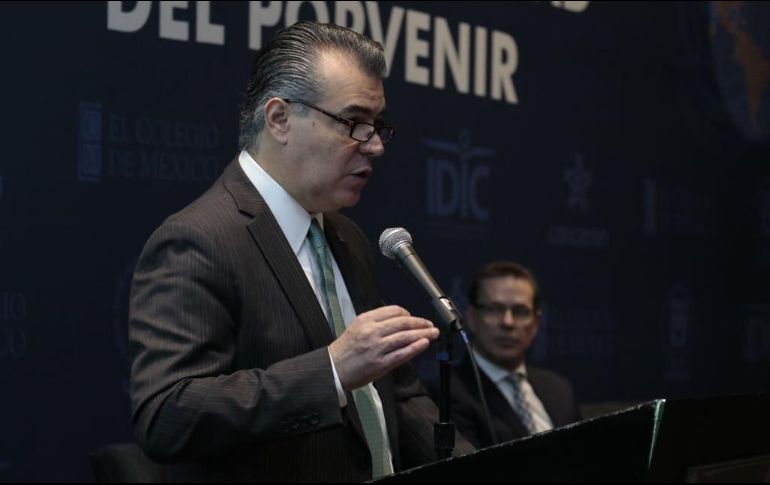 Expuso que no le conviene a nadie el término de TLCAN, dado que hay un gran tejido entre las economías de ambas naciones. TWITTER/ @IDICmx