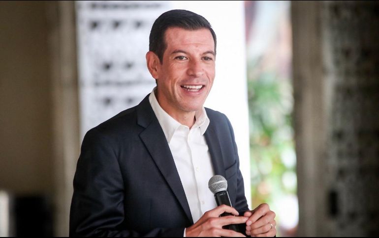 Castro puntualiza que una Contraloría del Estado no elegida por el gobernador será más eficiente en el combate a la corrupción.  TWITTER / @micasrey