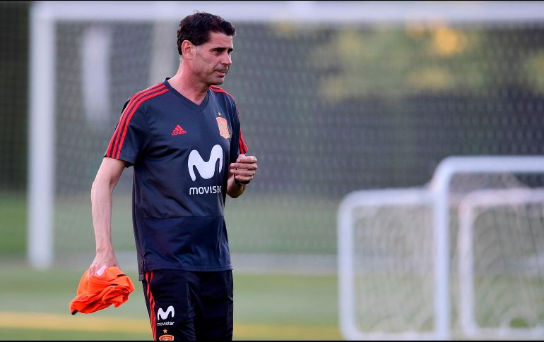 En una decisión sorpresiva de la Federación española, Hierro tomo hoy miércoles el puesto de seleccionador, que hasta ahora pertenecía a Julen Lopetegui. AFP/P. Marcou