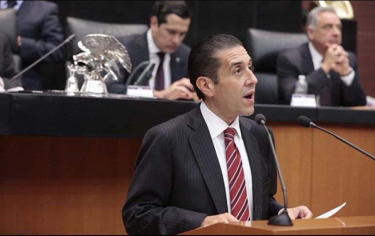 La proposición presentada por el senador priista José María Tapia Franco, fue apoyada de manera unánime por legisladores del PAN, PRD, Movimiento Ciudadano y Morena. TWITTER / @CHEMATAPIA