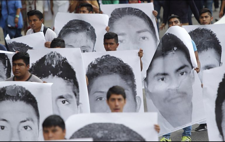 Los tres sujetos quedaron en libertad debido a que existen indicios de que los imputados, quienes confesaron el secuestro, homicidio y quema de los estudiantes, fueron torturados para emitir sus declaraciones.  EFE/ ARCHIVO