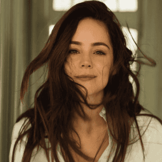 Camila Sodi presume escote en Instagram