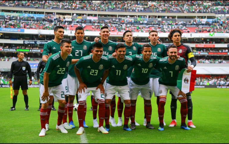 Fuentes señalaron que entre los miembros del equipo mexicano existía preocupación y molestia, ante la posibilidad de que no llegaran sus allegados. TWITTER / @miseleccionmx